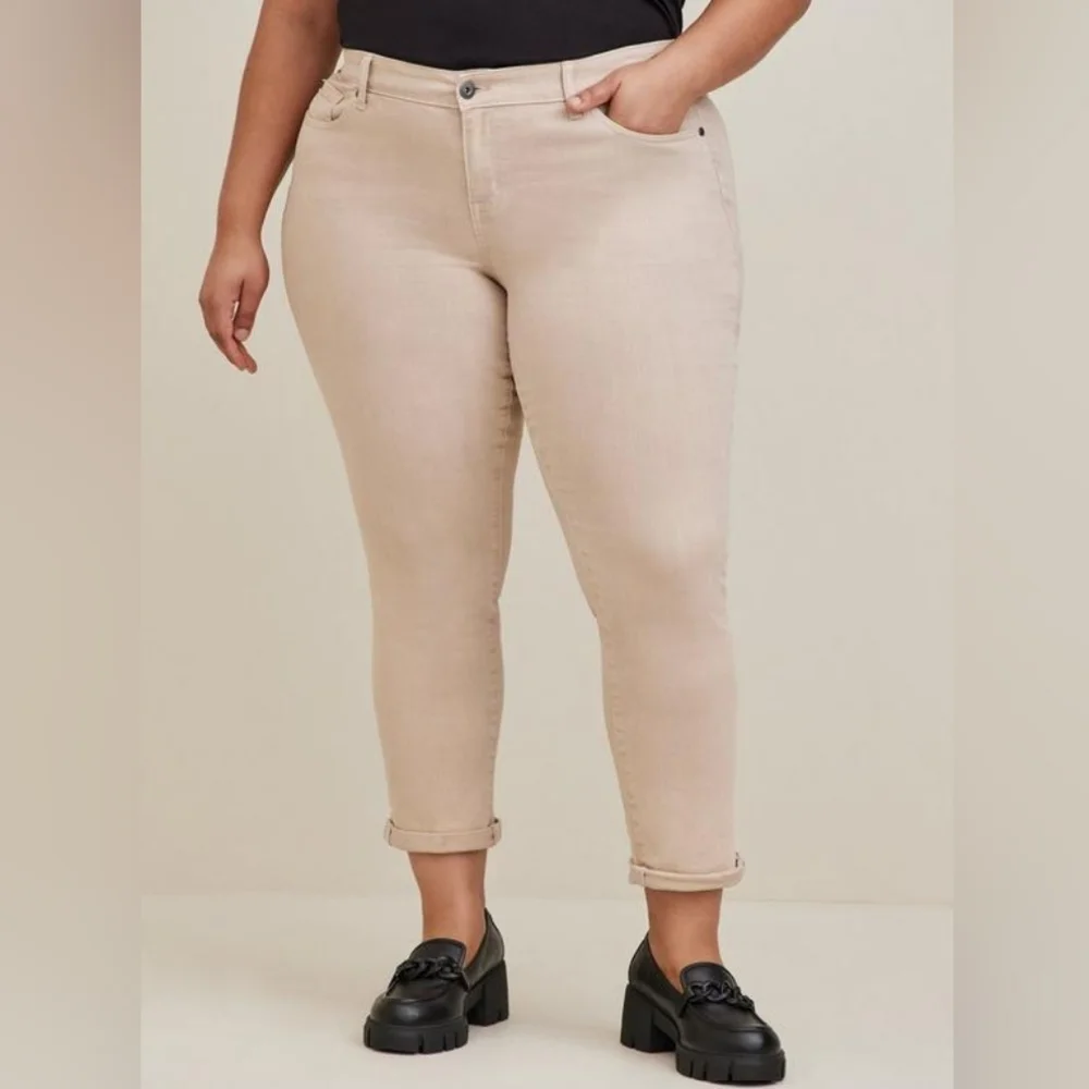 Torrid Tan Skinny‎ Jeans Size 24